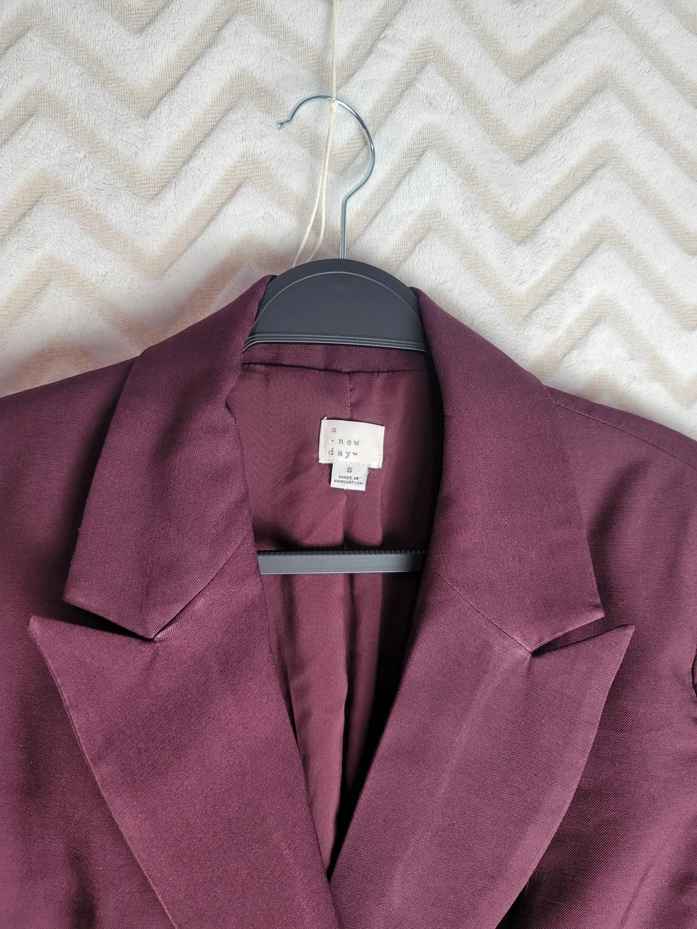 Wool-Blend Double Breasted Blazer - Burgundy - Picture 3 of 7
